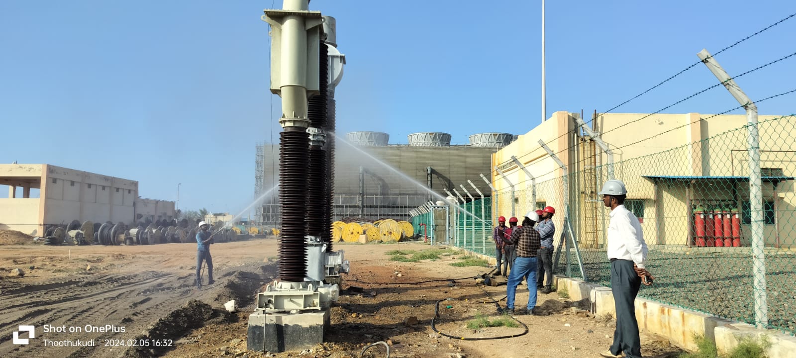 Live Line Insulator Washing