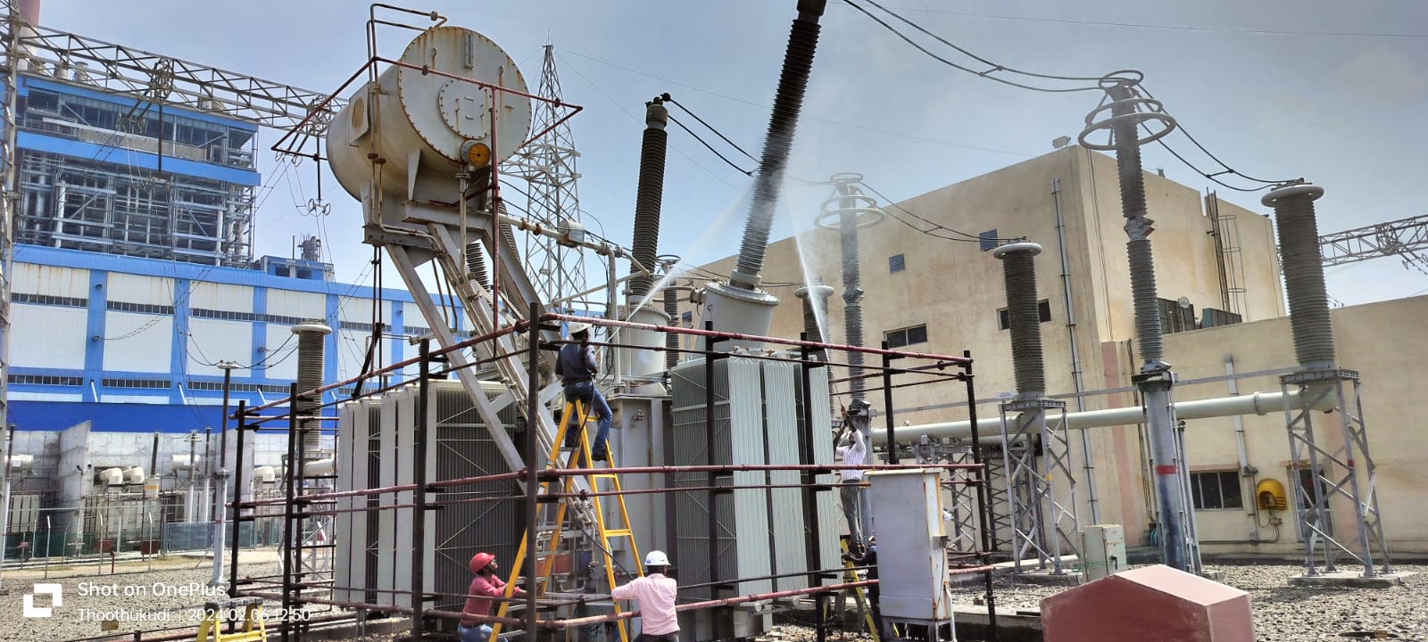 Live Line Insulator Washing