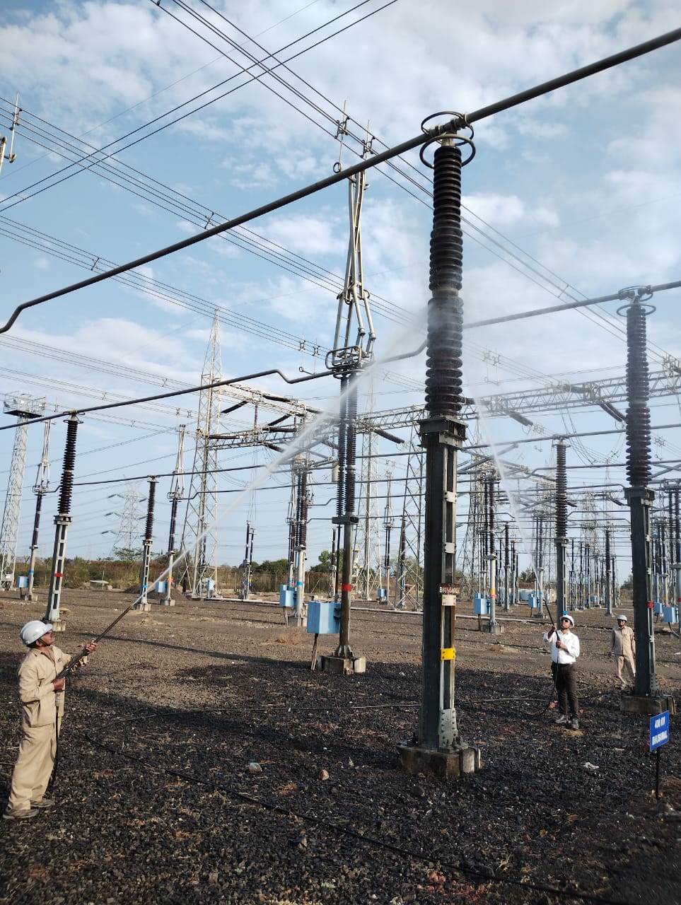Live Line Insulator Washing